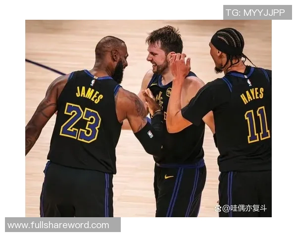 湖人对阵爵士精彩比赛直播全程回顾与分析